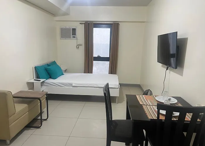 7 Residential Tower Aparthotel Manila