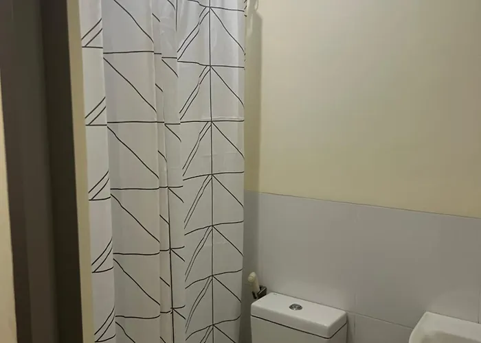 7 Residential Tower Aparthotel *